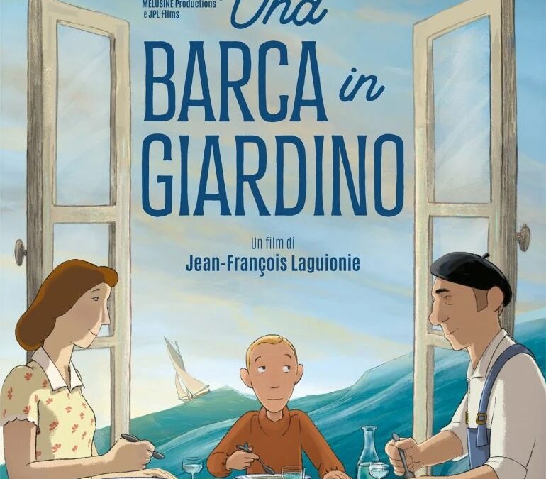 Una barca in giardino